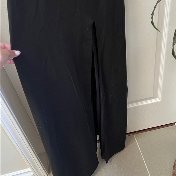 FOREVER 21 Evening Gown with Thigh Slit - Picture 4 of 7